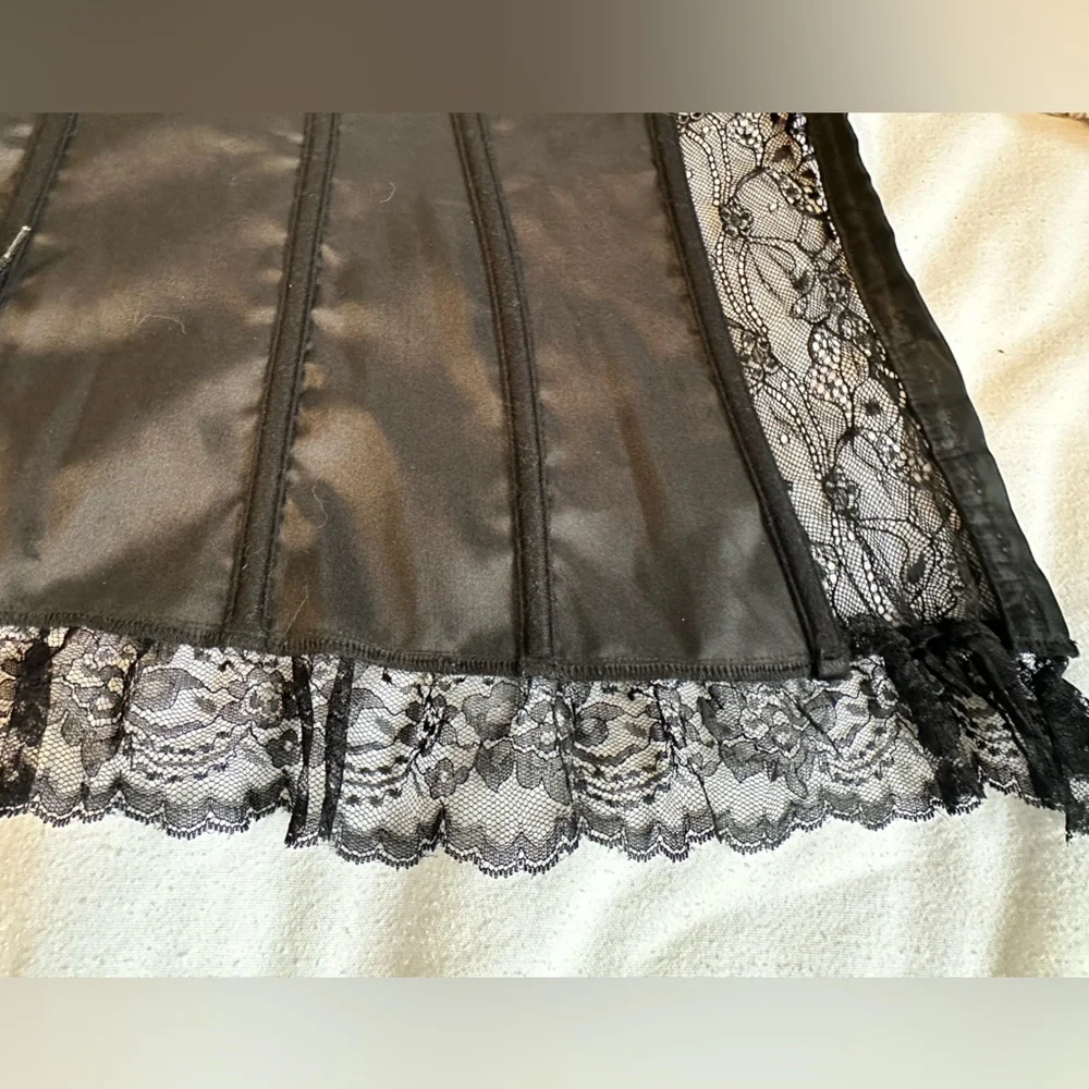 Escante woman’s black corset, size 1X - Picture 3 of 16